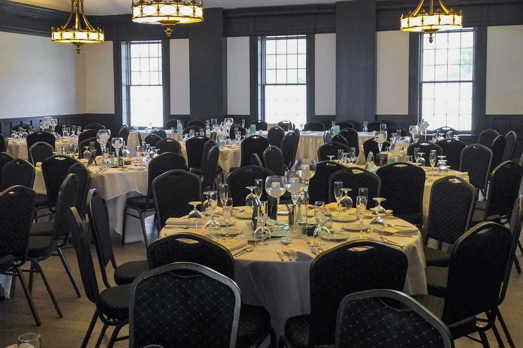 The Aurora Inn Hotel And Event Center Instalações foto